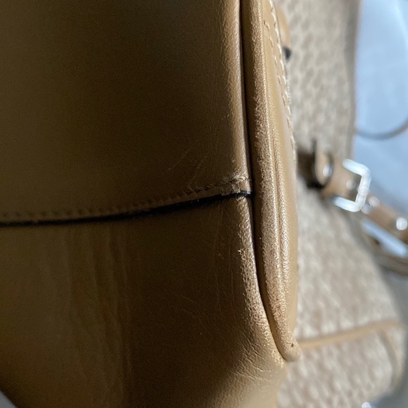 Coach Signature Gallery Jacquard Tan Canvas Tote With Leather Trim (authentic) - Picture 14 of 16